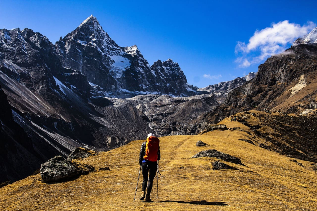 mount everest 6395759 1280 1